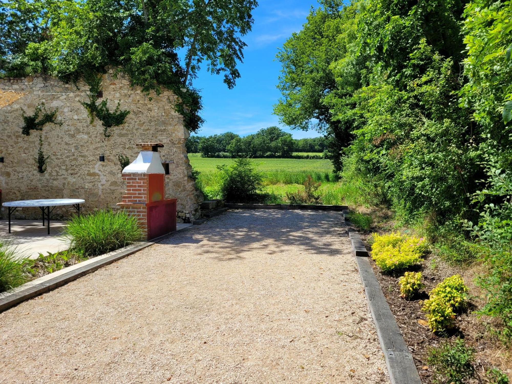 Gite Campagne Famille 15 Pers Piscine Chauffee Jeux Enfants Petanque Saint-Sauvy 외부 사진